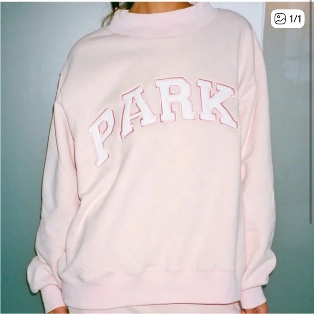 ISO,  PARKE BALLET PINK MOCK NECK S/M message me if you selling!!! Thank you!!